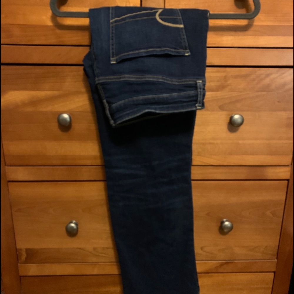 Size 14 American eagle like new jeans